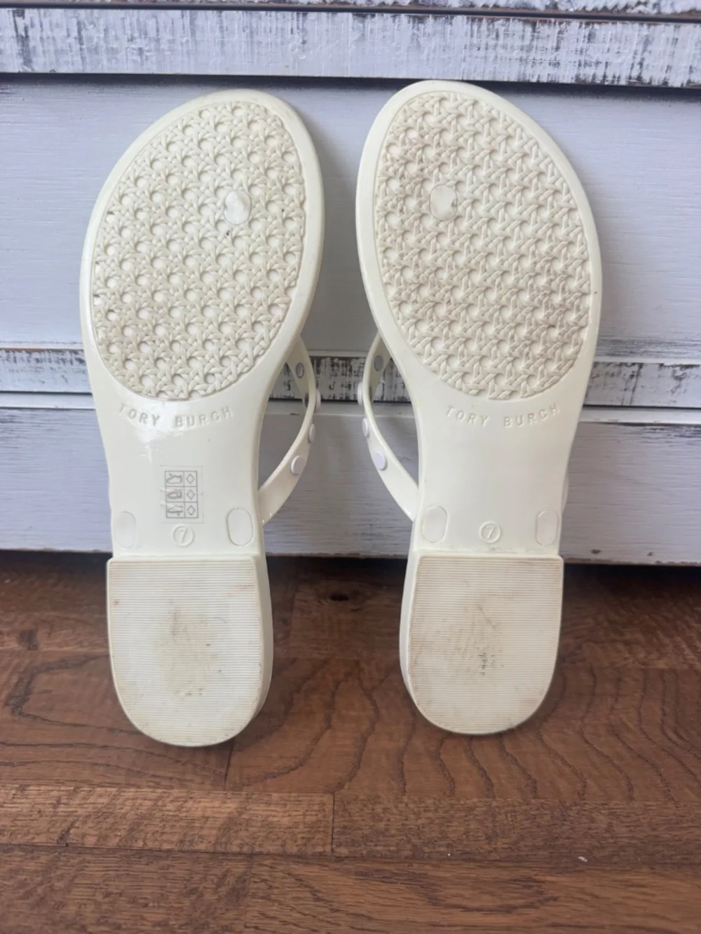 Tory Burch Studded Jelly Sandals Thong Ivory Women's Size 7